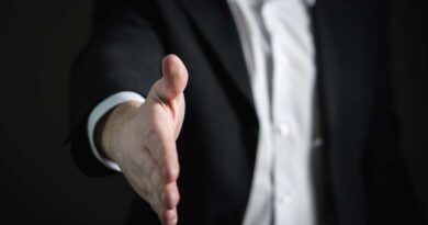 「代表、代理、担当」を意味するRepresentative(レプリゼンタティブ) Representativeの意味